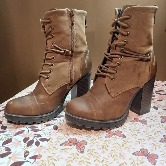 Call It Spring Boots - Picture 3 of 4